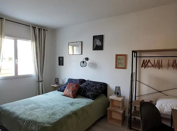 Bassin D'arcachon-la Des Merisiers Hotel